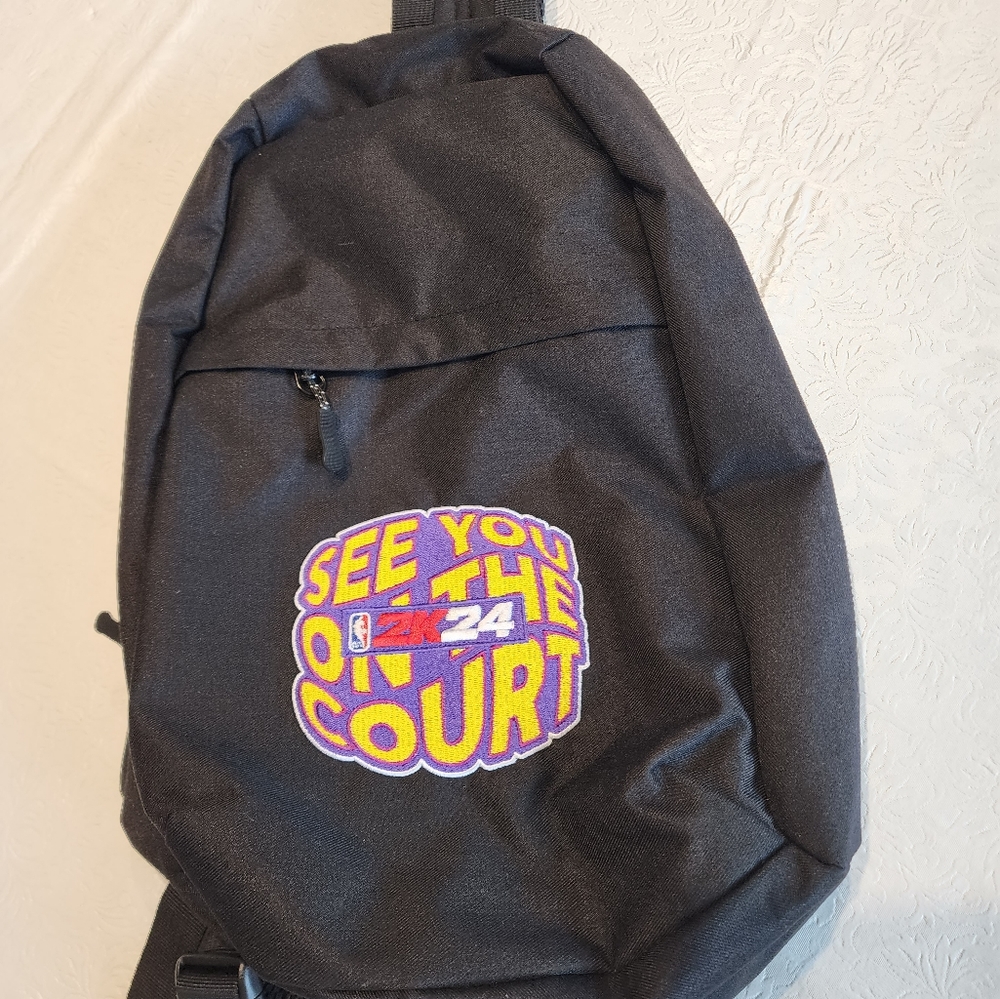 Crossover body bag